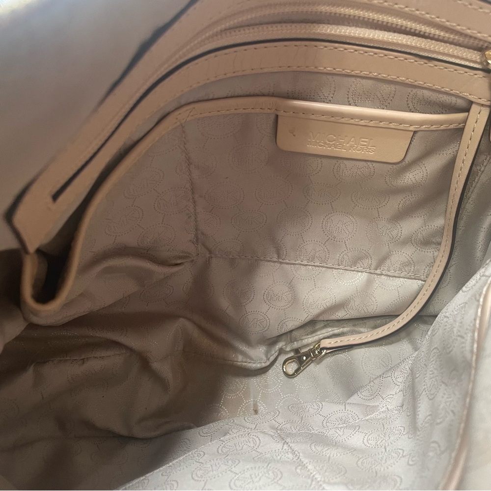 Michael‎ Kors Beige and Cream Women's Shoulder Bag~ Jet Set MK Logo - Picture 4 of 15